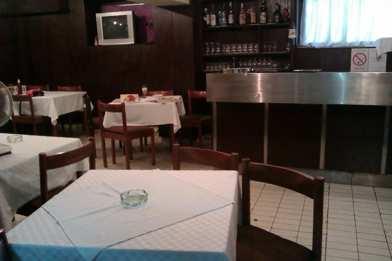 Hotel Dom Belgrade Restaurant photo